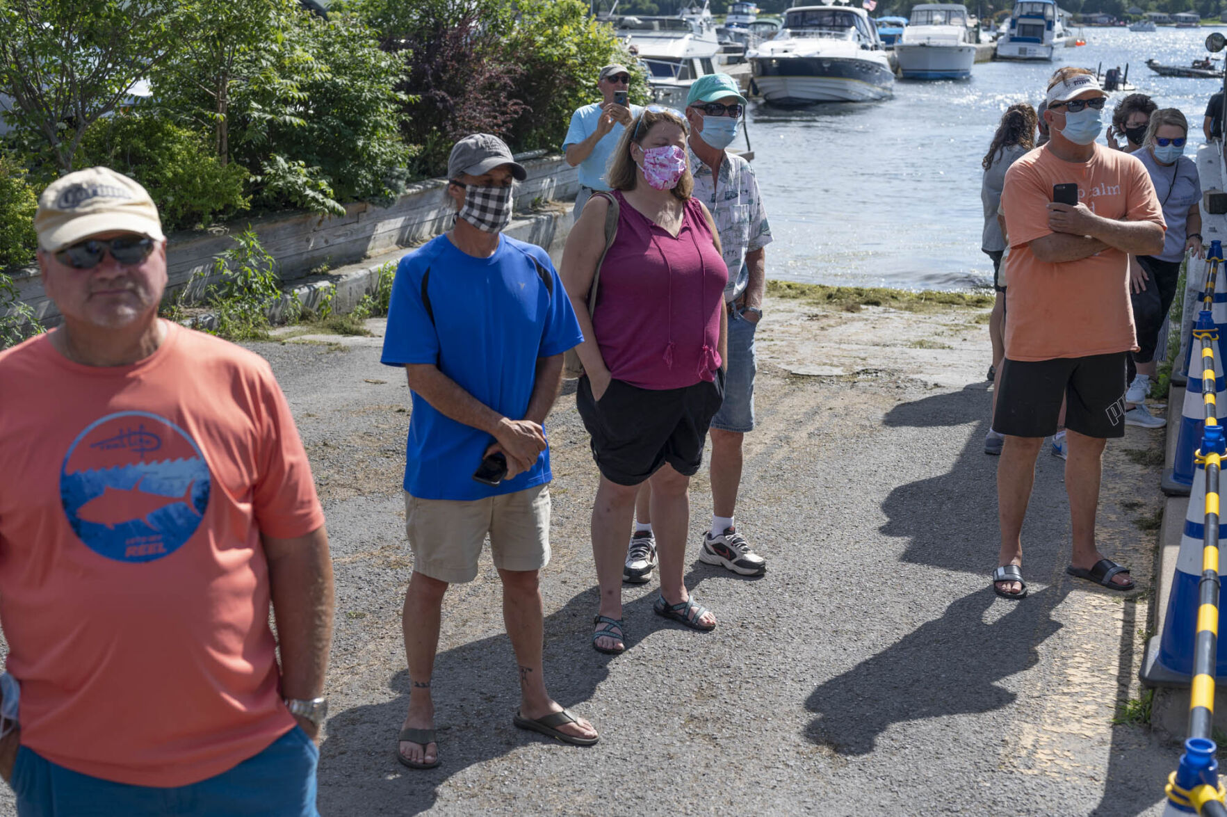 Leaders tame rough waters